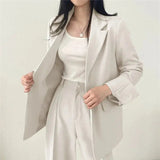 Kaizo Elegant Tailored Blazer and Trouser Set with Modern Relaxed Fit