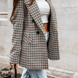 Double-Breasted Check Blazer with Tailored Fit and Classic Lapel