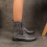 Chic Round-Toe Boots